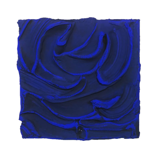 Ultramarine Painted Sculpture 04